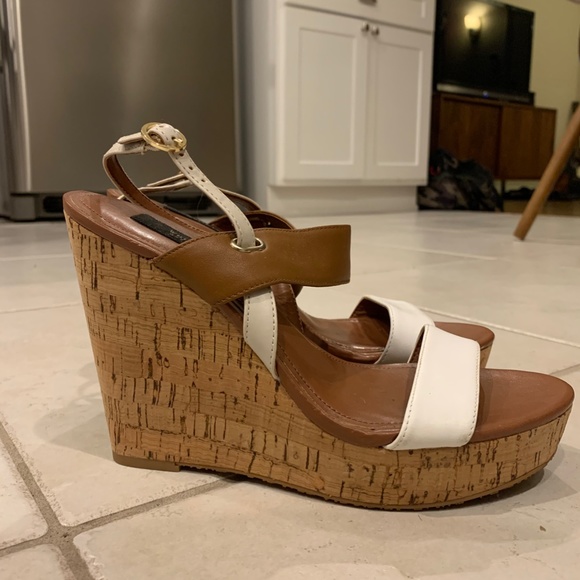white and tan wedges